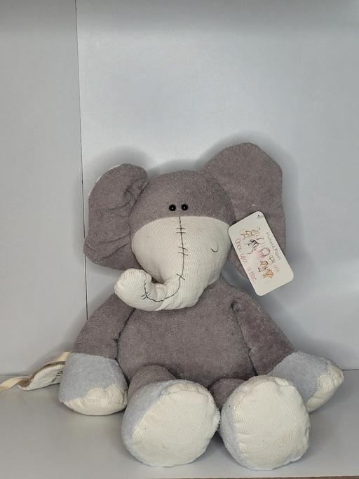 Buy & Sell Lee Chapel North Basildon - Photos for mama's and papa's elephant