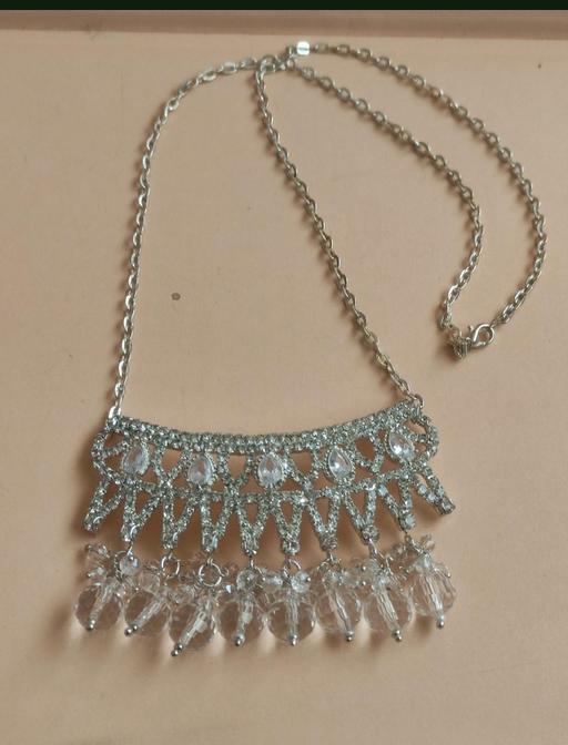 Buy & Sell Grafton Street Industrial Estate West Northamptonshire - Photos for Beautiful necklace