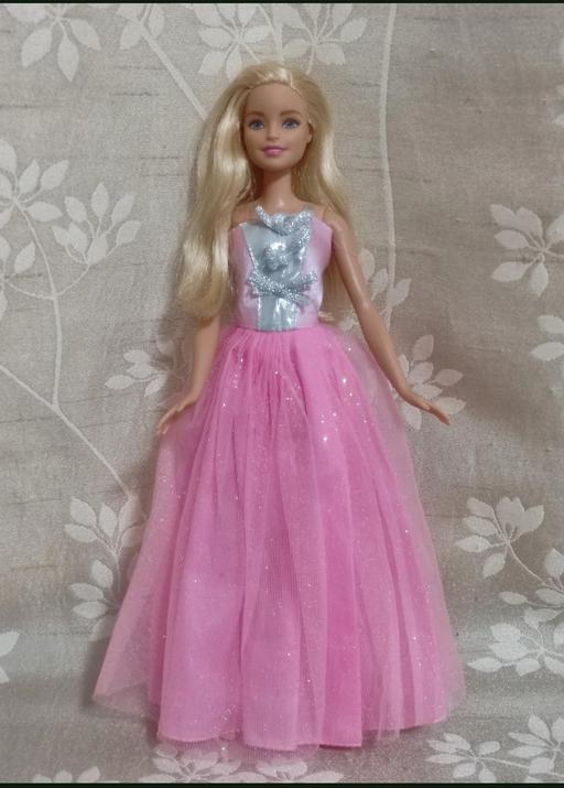 Buy & Sell Grafton Street Industrial Estate West Northamptonshire - Photos for Beautiful barbie dolls