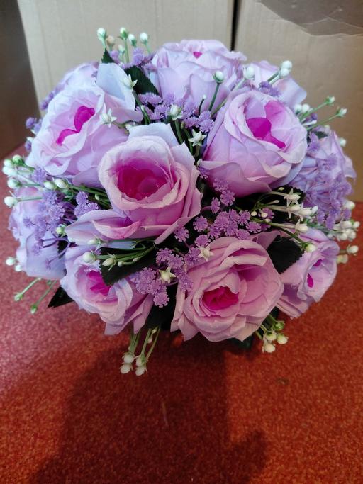 Classes Bushton Wiltshire - Photos for silk flower grave / cemetary posy pot