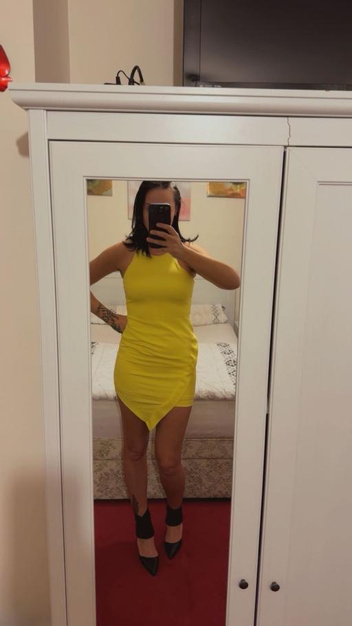 Buy & Sell Bushbury Wolverhampton - Photos for Yellow dress