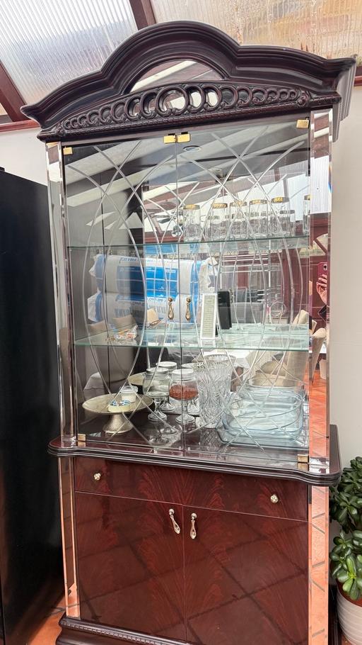 Buy & Sell Goodmayes East London - Photos for Mahogany Display Cabinet