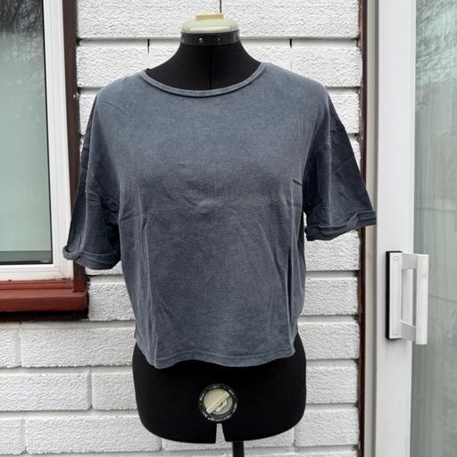 Buy & Sell Streatham South West London - Photos for Dark grey crop top
