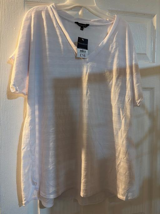 Buy & Sell Stechford Birmingham - Photos for T shirt size 18