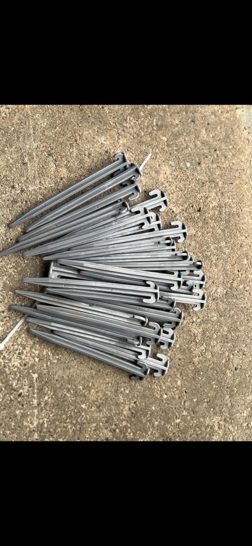 Buy & Sell Rowley Regis Sandwell - Photos for Heavy duty plastic awning pegs.,