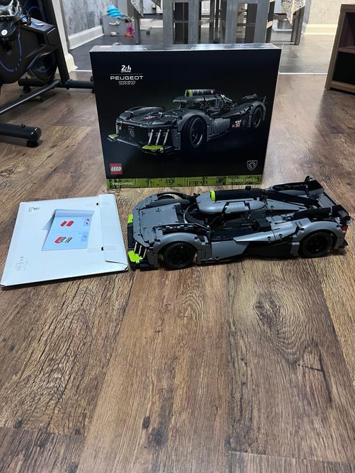 Buy & Sell Kettlebrook Tamworth - Photos for LEGO TECHNIC PEUGEOT 9X8 24H LE MANS 42156
