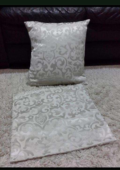 Buy & Sell Grafton Street Industrial Estate West Northamptonshire - Photos for New 2 cushion covers