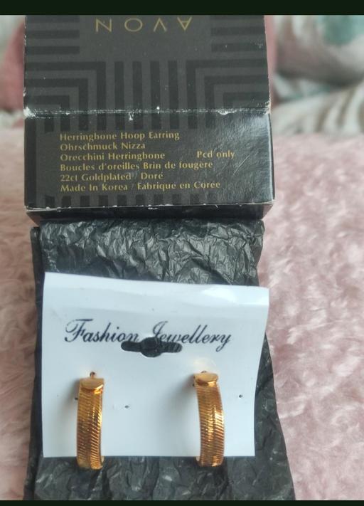 Buy & Sell Grafton Street Industrial Estate West Northamptonshire - Photos for Beautiful earrings