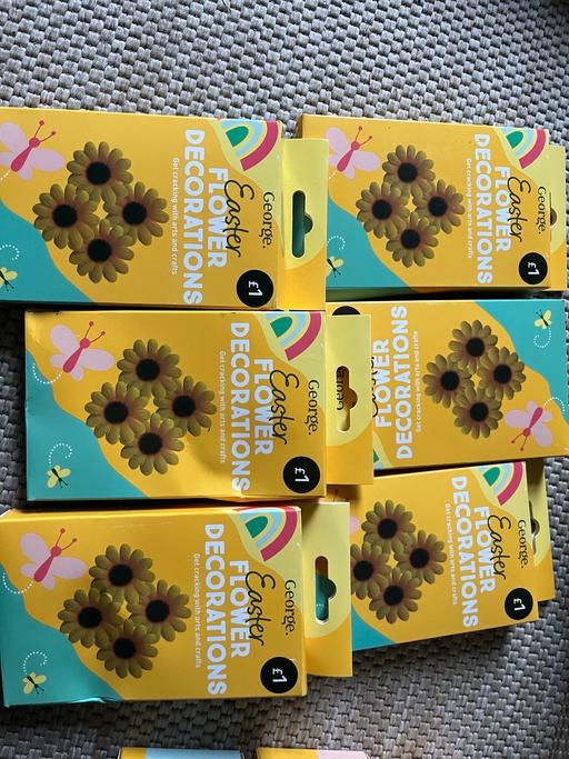 Buy & Sell Wednesfield Wolverhampton - Photos for Bundle of six Easter flowers 4£ all