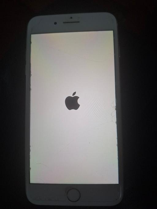 Buy & Sell Moxley Walsall - Photos for iphone 8 plus