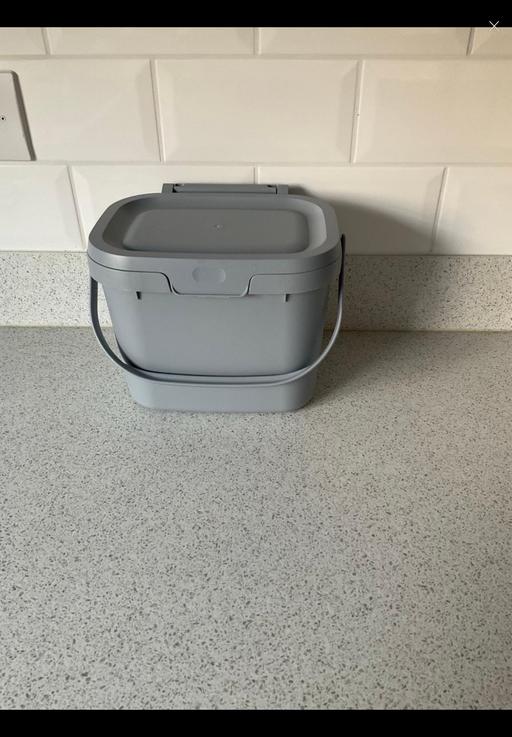 Buy & Sell Telford Way Industrial Estate North Northamptonshire - Photos for Grey small bucket with lid and handle 