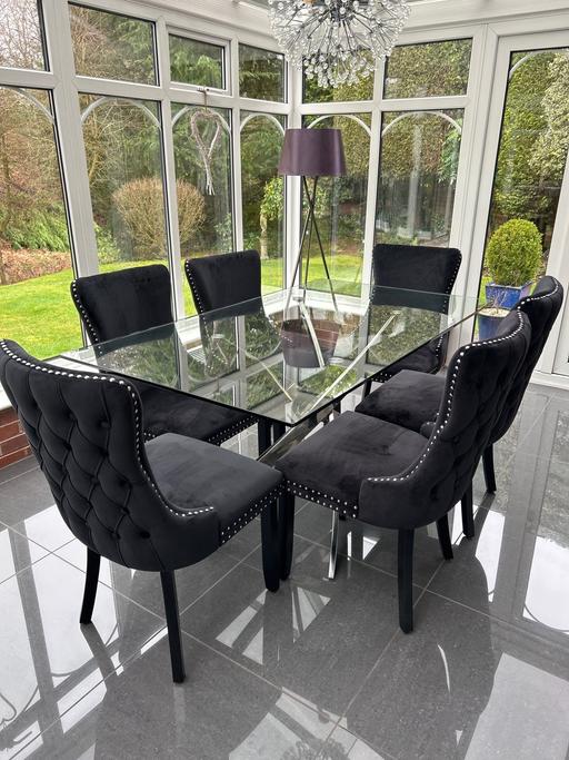 Buy & Sell Swindon South Staffordshire - Photos for Glass table and 6 chairs