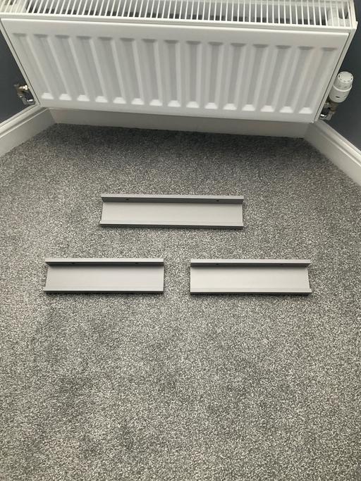 Buy & Sell Telford Way Industrial Estate North Northamptonshire - Photos for Set of 3 grey picture ledge shelves