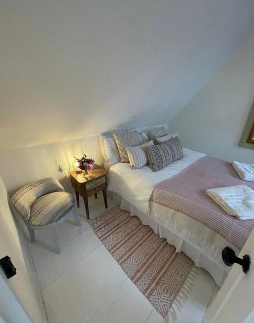 Buy & Sell Cuckfield Mid Sussex - Photos for Double bed