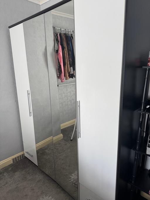 Buy & Sell Outwood Wakefield - Photos for free wardrobe