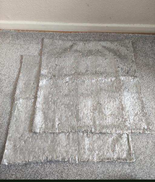 Buy & Sell Grafton Street Industrial Estate West Northamptonshire - Photos for 2 new cushion covers