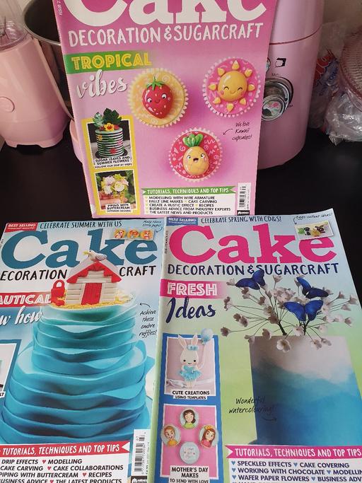 Buy & Sell Upper Gornal Dudley - Photos for cake decoration & sugarcraft magazines x 3