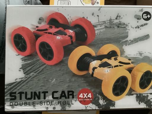 Buy & Sell Yardley Birmingham - Photos for New red stunt car battery operated w/ remote 
