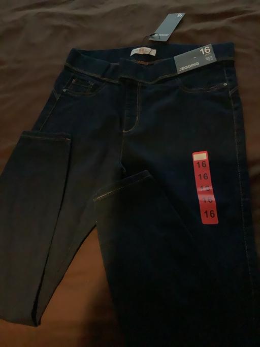 Buy & Sell Yardley Birmingham - Photos for Jeggings size 16 L dark blue denim new pair