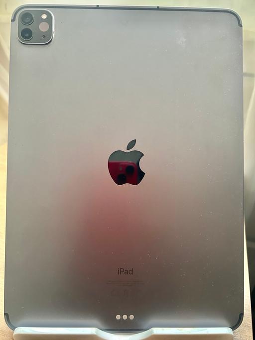 Buy & Sell Wandsworth Road South West London - Photos for iPad Pro 11 inch (3rd generation) for sale