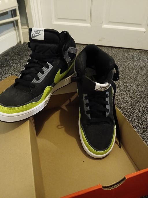 Buy & Sell Upper Gornal Dudley - Photos for Nike high tops size UK 8