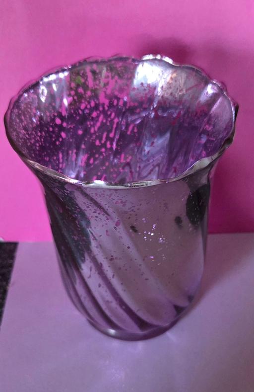 Buy & Sell Westgate-on-Sea Thanet - Photos for PRETTY MOTTLED VASE