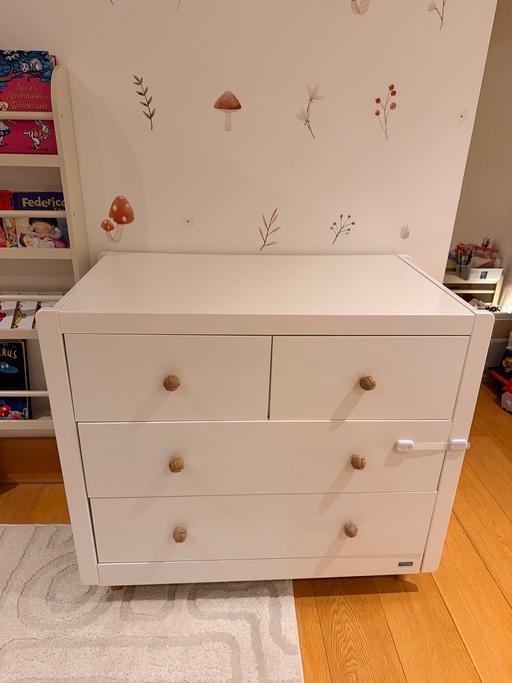 Buy & Sell Hampstead North West London - Photos for Tutti Bambini changing table with drawers