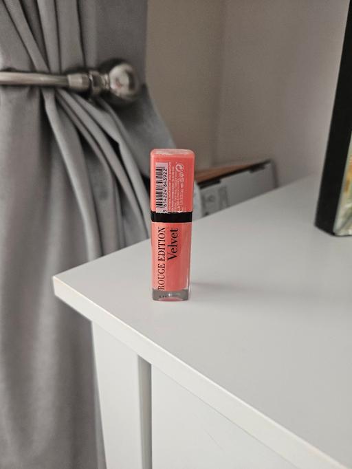 Buy & Sell Newton Doncaster - Photos for Bourjois lips.. 30 coral colour.