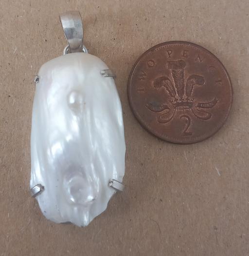 Buy & Sell Thatto Heath Saint Helens - Photos for huge freshwater blister pearl pendant