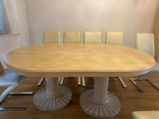 Buy & Sell Kensal Green North West London - Photos for Dining Table and Display Cabinet