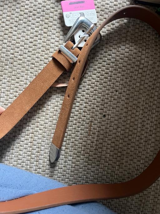 Buy & Sell Wednesfield Wolverhampton - Photos for New belts a med large xl n 2xl 2£ each