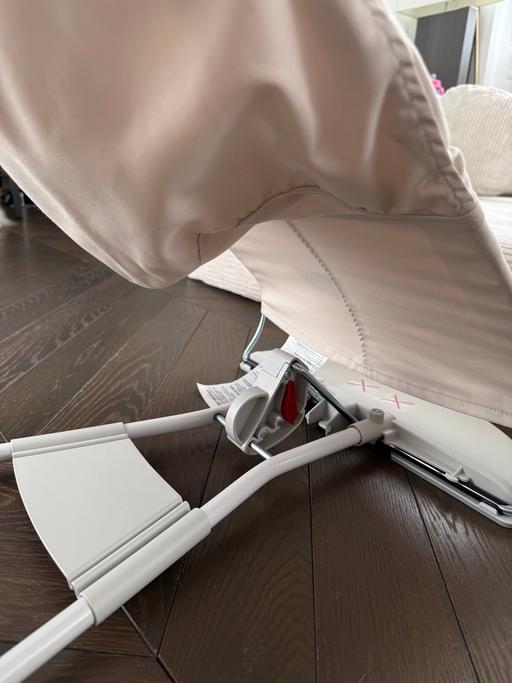 Buy & Sell West Hampstead Camden - Photos for Babybjorn baby bouncer light beige