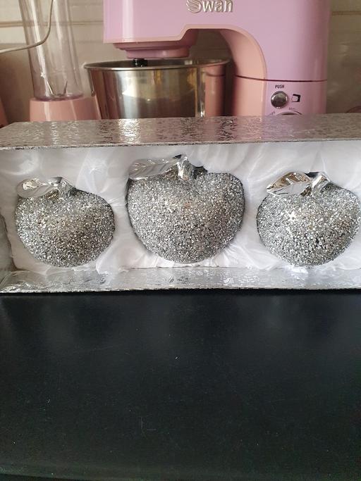 Buy & Sell Upper Gornal Dudley - Photos for silver bling apple ornament set x 3 NEW