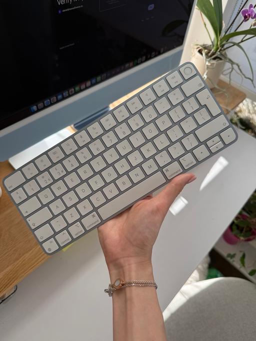 Buy & Sell West Hampstead Camden - Photos for Apple Keyboard + touchpad