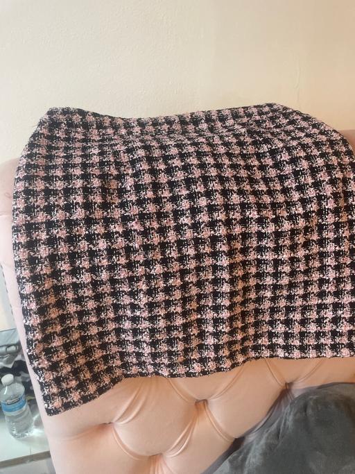 Buy & Sell Shepherd`s Bush West London - Photos for Woman’s skirt