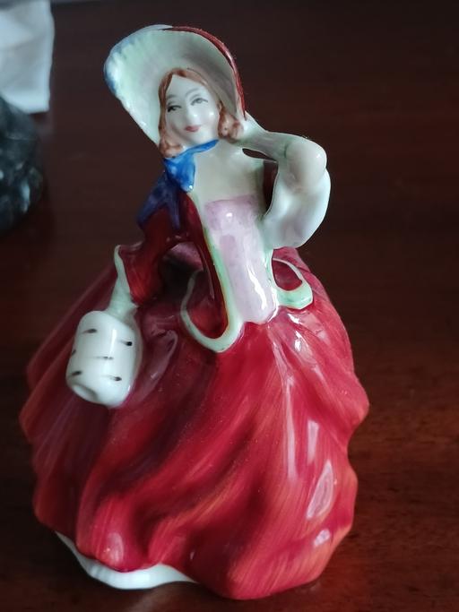 Buy & Sell Stanmore Harrow - Photos for Vintage Royal Doulton Figarine