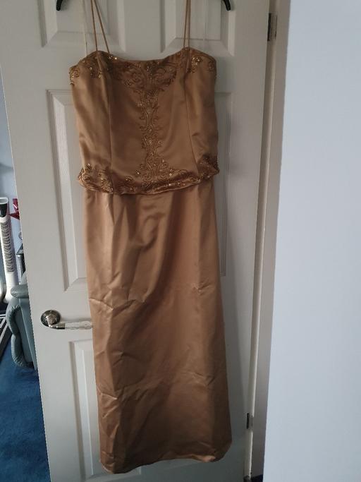 Buy & Sell Upper Gornal Dudley - Photos for ladies long gold occasion dress & wrap