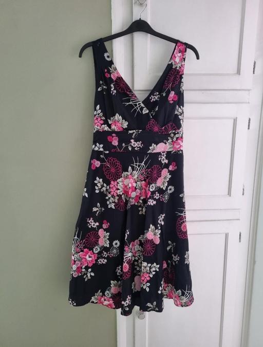 Buy & Sell Wallbrook Dudley - Photos for Debenham collection dress