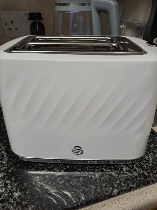 Buy & Sell Park Hill Sheffield - Photos for brandnew swan toaster