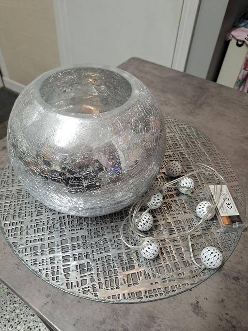 Buy & Sell Park Hill Sheffield - Photos for globe with lights 