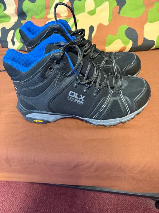 Buy & Sell Pontsarn Merthyr Tydfil - Wales - Photos for Men’s DLX Walking/Hiking Boots