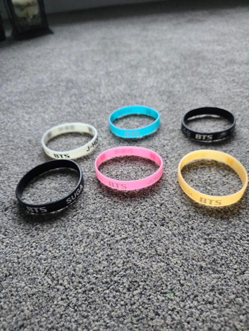 Buy & Sell Oldbury Sandwell - Photos for BTS bracelets