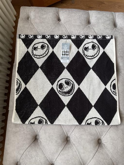 Buy & Sell Liverpool Knowsley - Photos for Nightmare Before Christmas Hand Towel