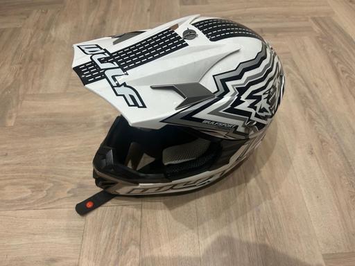 Vehicles Sidcup Bexley - Photos for Wulf crash helmet size XS
