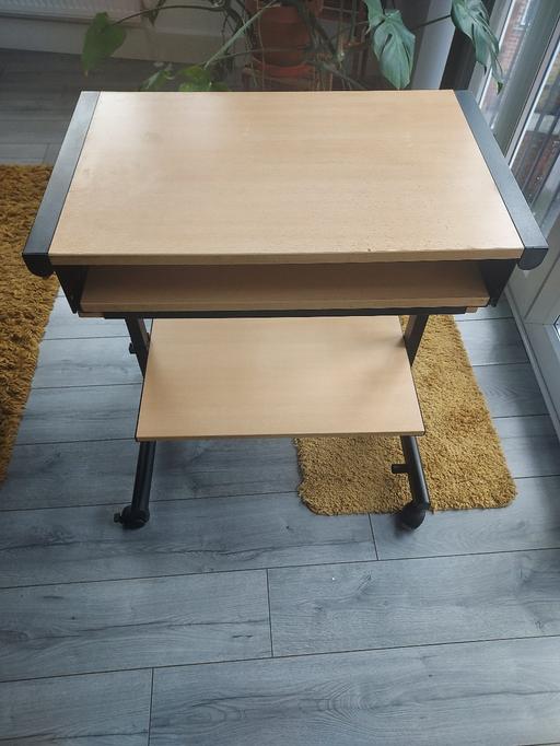 Buy & Sell East Grinstead Mid Sussex - Photos for Office Desk with Keyboard Tray