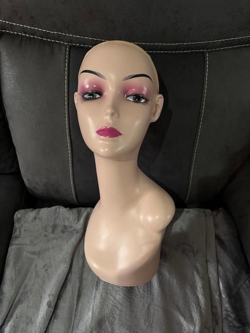 Buy & Sell Golds Hill Sandwell - Photos for Wig display stand