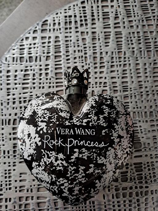 Buy & Sell Park Hill Sheffield - Photos for 90ml vera wang