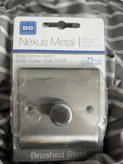 Buy & Sell Poplar East London - Photos for Light switch