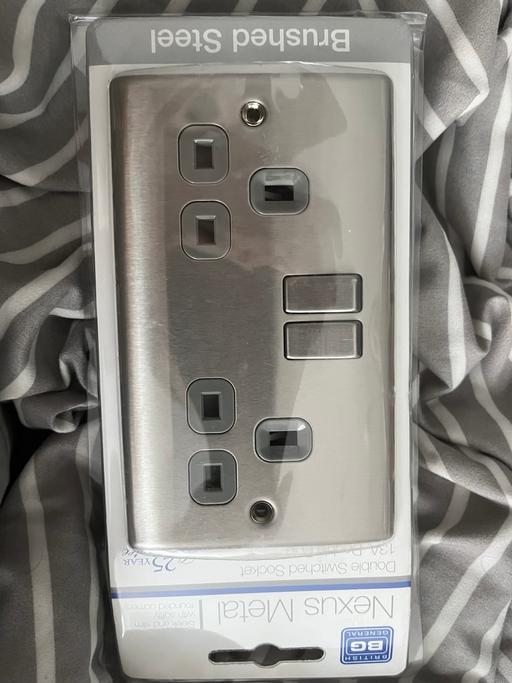 Buy & Sell Poplar East London - Photos for Double Switch