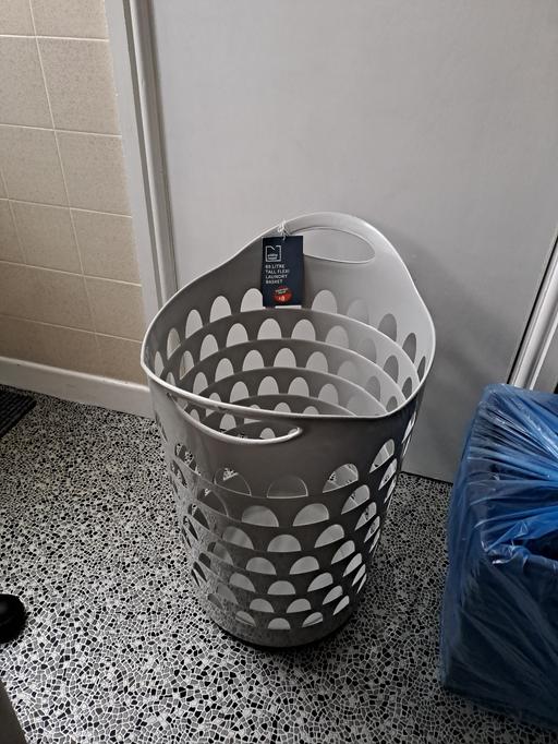 Buy & Sell Gleadless Valley Sheffield - Photos for large laundry basket